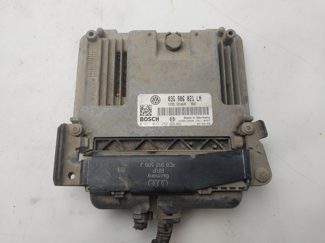 Sterownik silnika 03G906021LN VAG