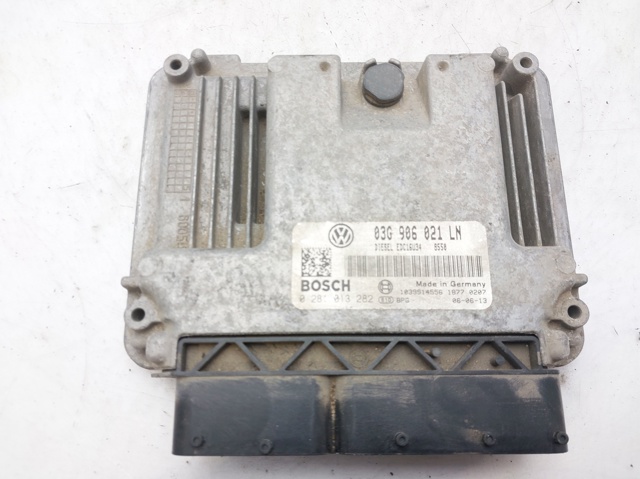 Sterownik silnika 03G906021LN VAG