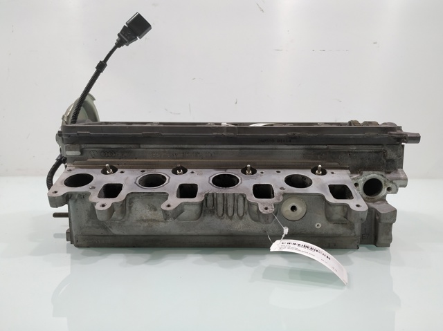 Głowica cylindrów 03L103373A VAG