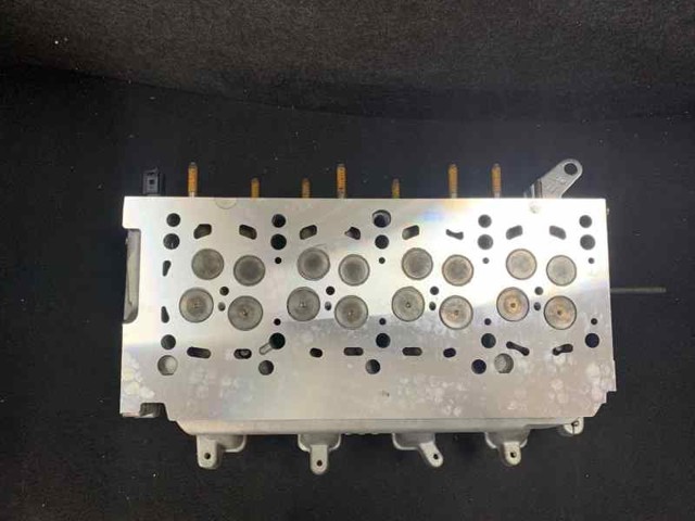 Głowica cylindrów 03L103373A VAG