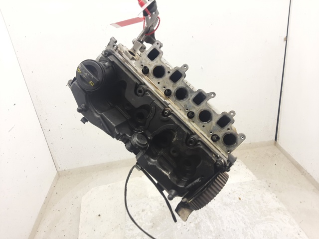 Głowica cylindrów 03L103373A VAG