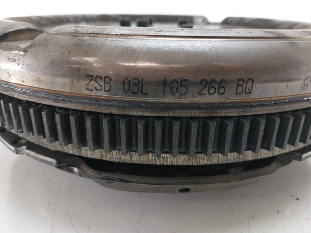 Koło zamachowe silnika 03L105266BQ VAG