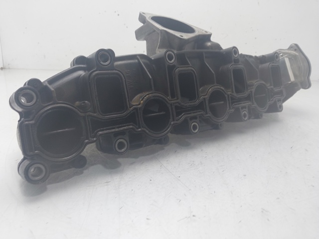 Kolektor ssący 03L129711E VAG
