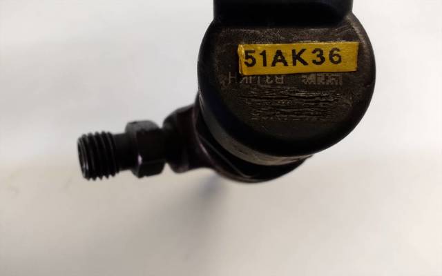 Wtryskiwacz paliwa 03L130277B VAG