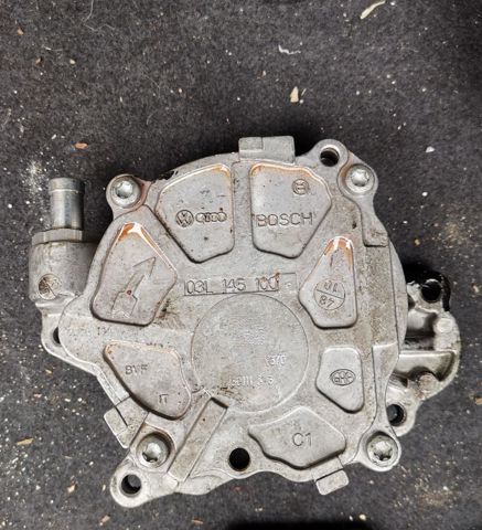 Pompa podciśnienia 03L145100 VAG
