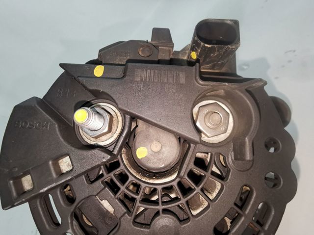 Alternator 03L903023 VAG