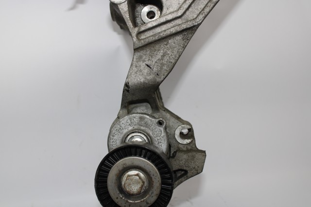 Wspornik alternatora 03L903143K VAG