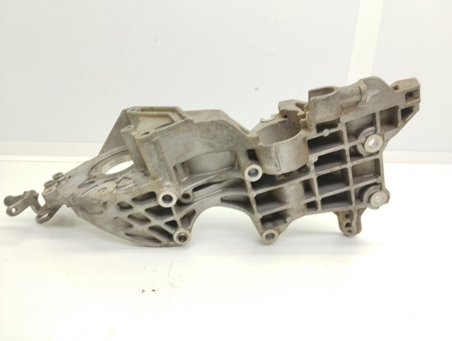 Wspornik alternatora Mazda CX-9 TB