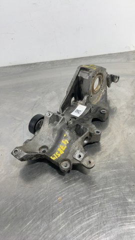 Wspornik alternatora 03L903143K VAG