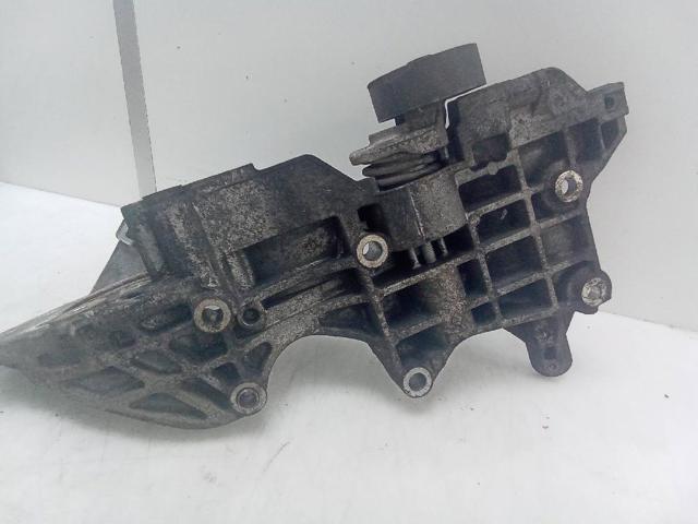 Wspornik alternatora Mazda CX-9 TB