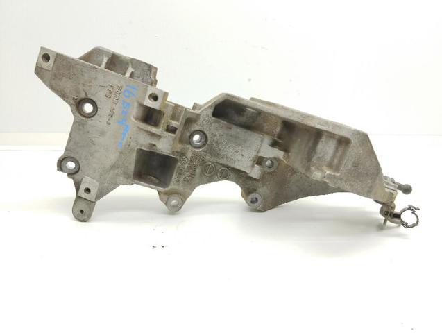 Wspornik alternatora 03L903143K VAG