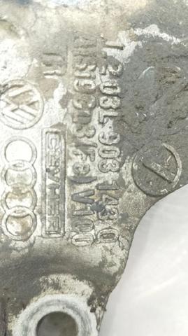 Wspornik alternatora 03L903143Q VAG