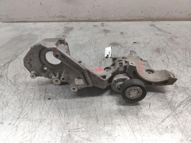 Wspornik alternatora 03L903143Q VAG