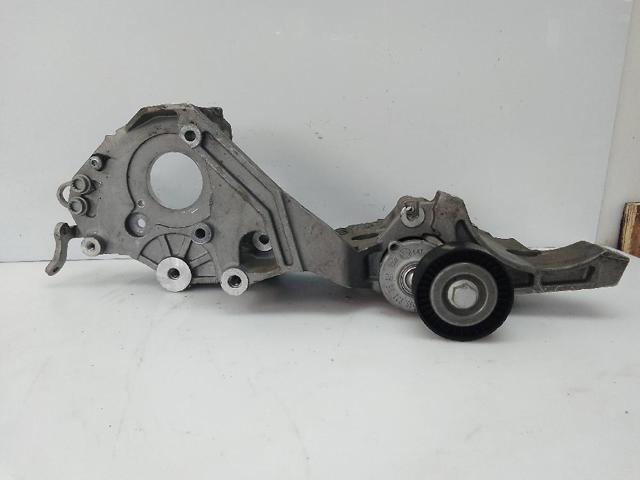 Wspornik alternatora 03L903143Q VAG