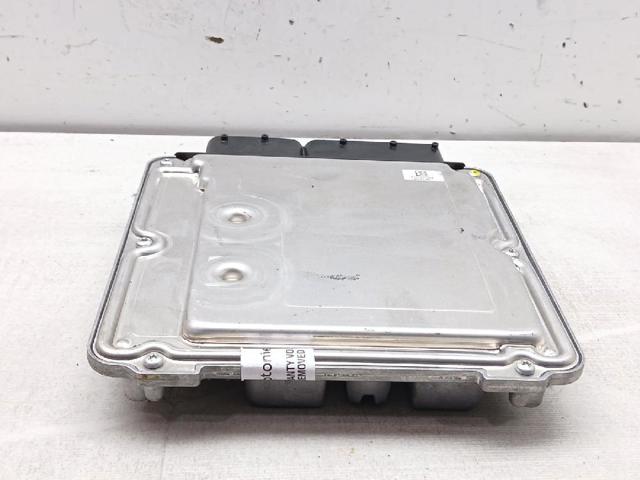 Sterownik silnika Audi A4 8K5