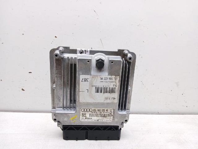 Sterownik silnika Audi A4 8K5