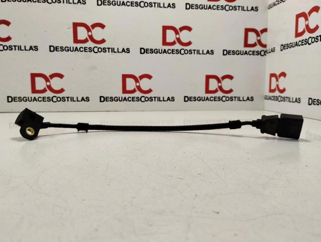 Czujnik położenia wałka rozrządu 03L957147A VAG