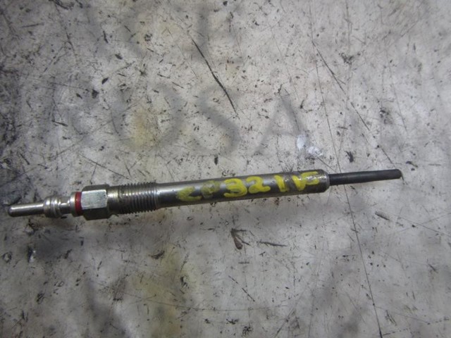 Świeca żarowa 03L963319A VAG