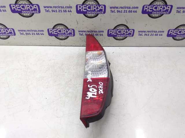 Lampa zespolona tylna prawa 040600999000 FIAT