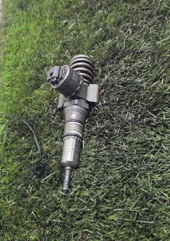 Wtryskiwacz paliwa 0414720404 VAG