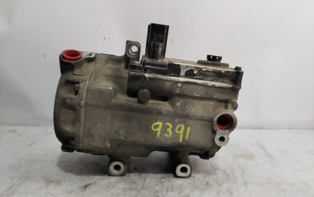 Sprężarka klimatyzacji 0420000231 TOYOTA