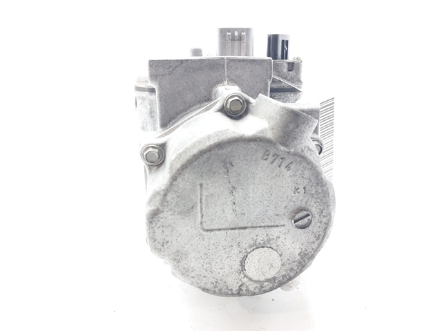 Sprężarka klimatyzacji 0422000533 TOYOTA