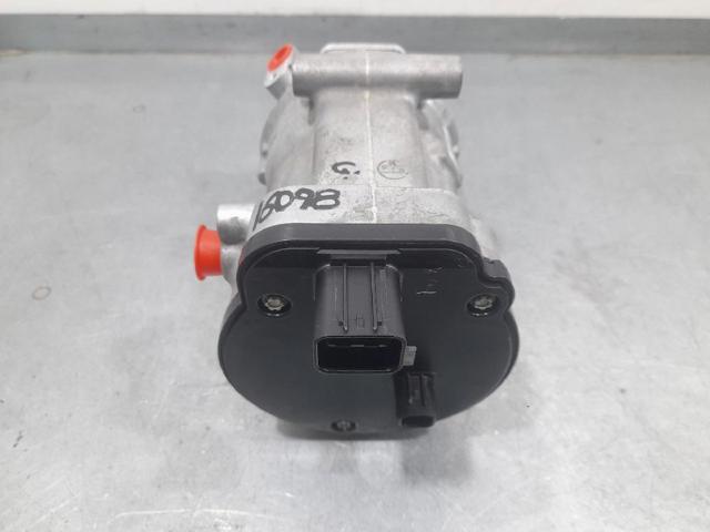 Sprężarka klimatyzacji 0424001990 TOYOTA