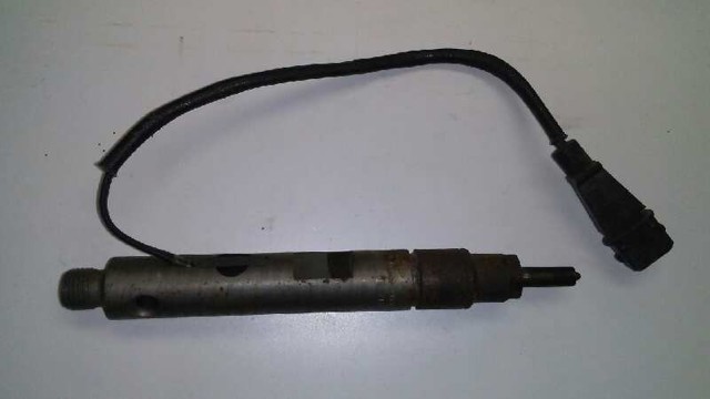 Wtryskiwacz paliwa 0432193610 RENAULT