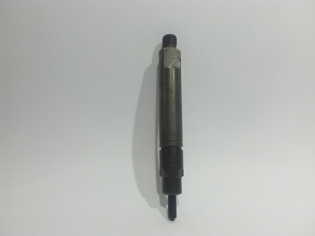 Wtryskiwacz paliwa 0432193757 RENAULT