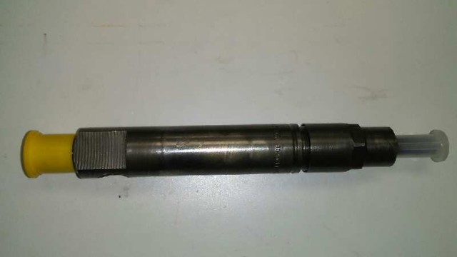 Wtryskiwacz paliwa 0432193757 RENAULT