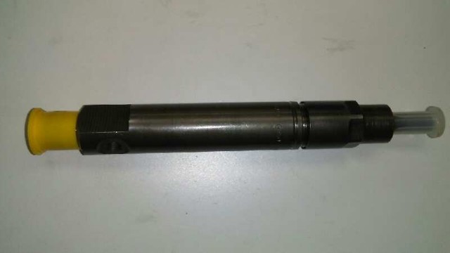 Wtryskiwacz paliwa 0432193757 RENAULT