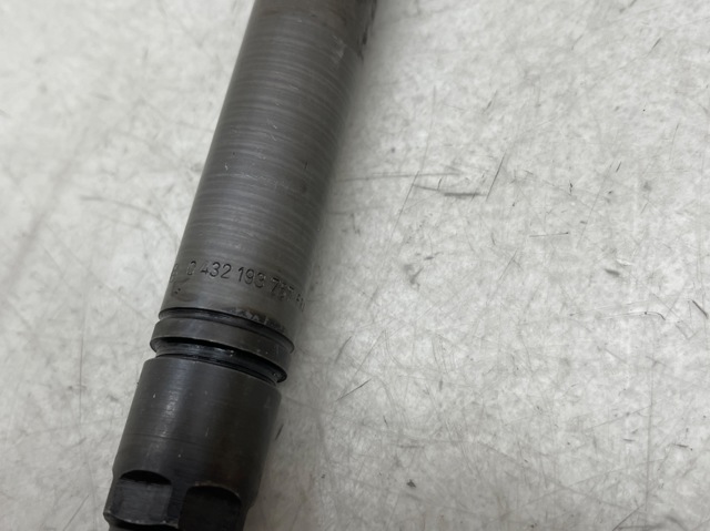 Wtryskiwacz paliwa 0432193757 IVECO