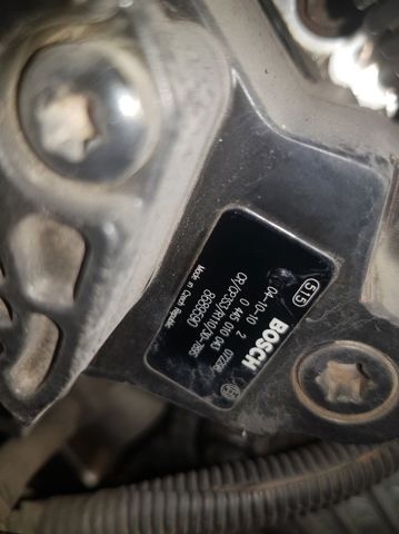 Pompa wtryskowa wysokiego ciśnienia 0445010043 VOLVO