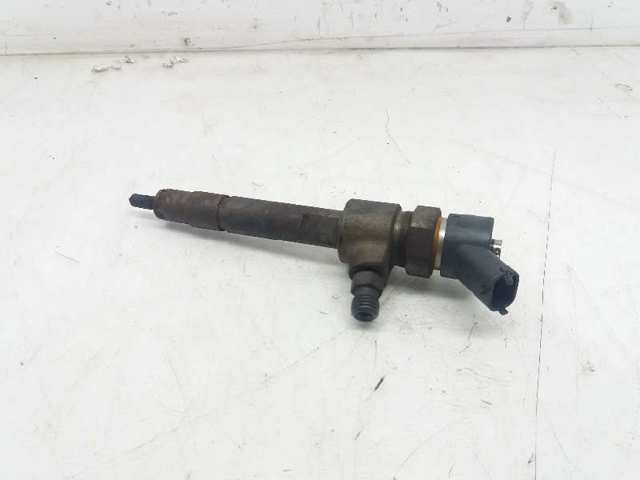 Wtryskiwacz paliwa 0445110019 FIAT