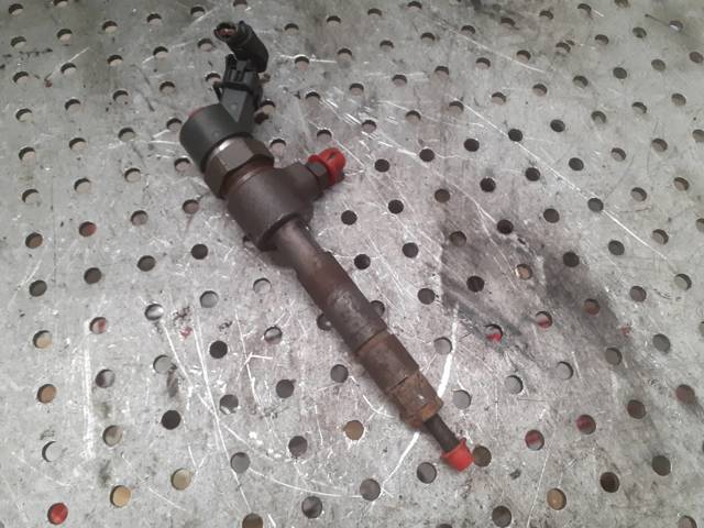 Wtryskiwacz paliwa 0445110019 FIAT