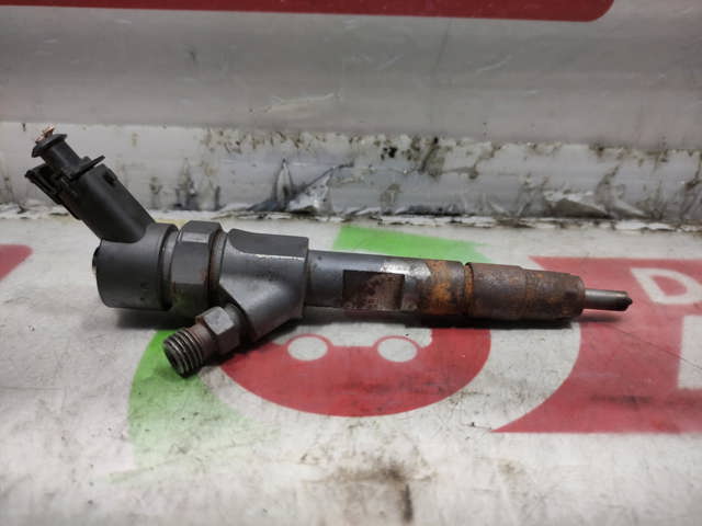 Wtryskiwacz paliwa 0445110019 FIAT