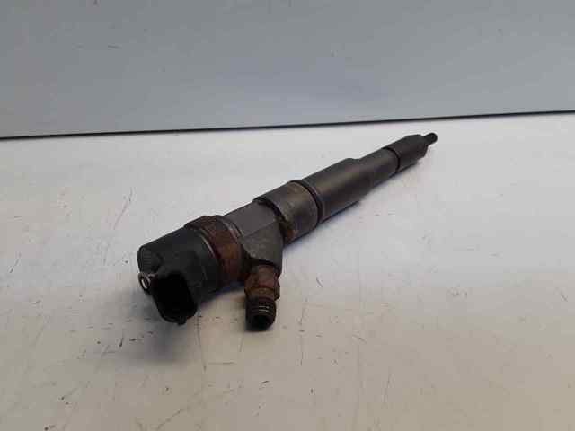 Wtryskiwacz paliwa 0445110047 BMW