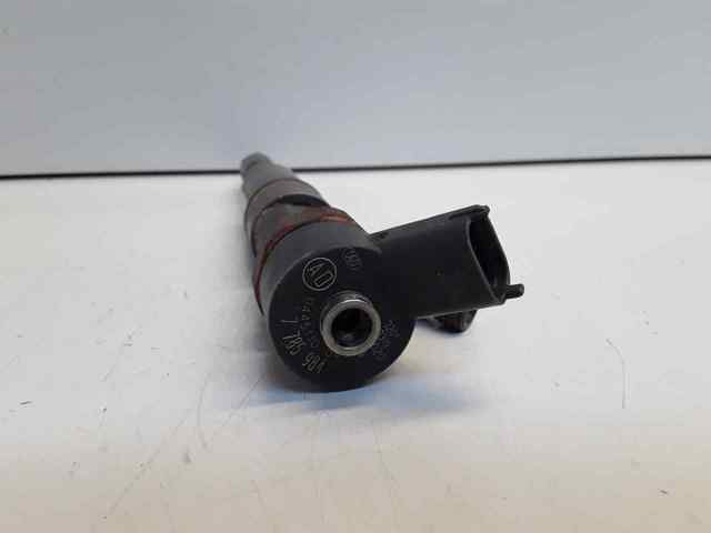 Wtryskiwacz paliwa 0445110047 BMW
