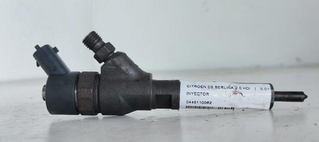 Wtryskiwacz paliwa 0445110062 PEUGEOT