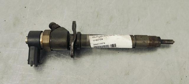 Wtryskiwacz paliwa 0445110078 VOLVO