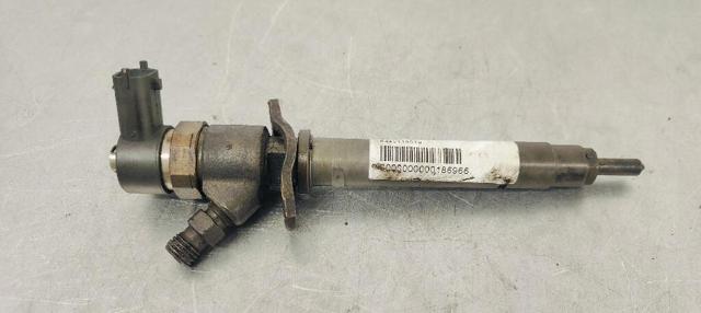 Wtryskiwacz paliwa 0445110078 VOLVO