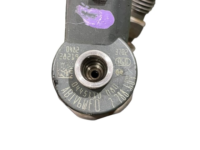 Wtryskiwacz paliwa 0445110080 BMW