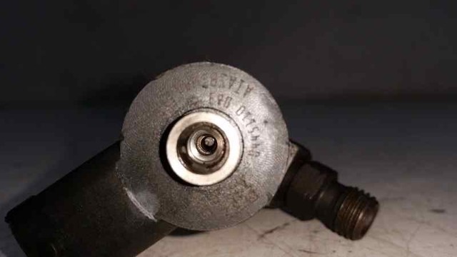 Wtryskiwacz paliwa 0445110083 OPEL