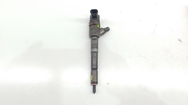 Wtryskiwacz paliwa 0445110083 OPEL