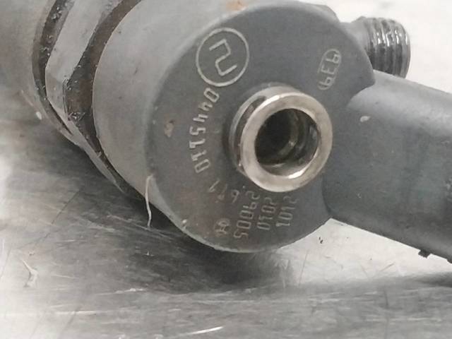 Wtryskiwacz paliwa 0445110119 FIAT