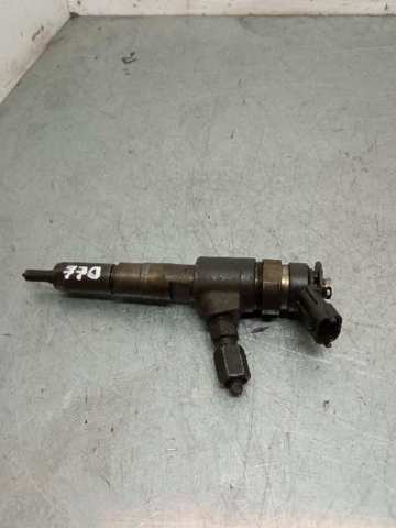 Wtryskiwacz paliwa 0445110135 PEUGEOT