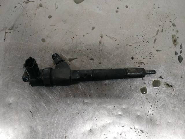 Wtryskiwacz paliwa 0445110159 OPEL
