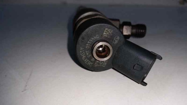 Wtryskiwacz paliwa 0445110165 OPEL