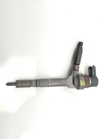 Wtryskiwacz paliwa 0445110175 OPEL