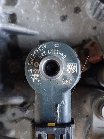 Wtryskiwacz paliwa 0445110183 OPEL